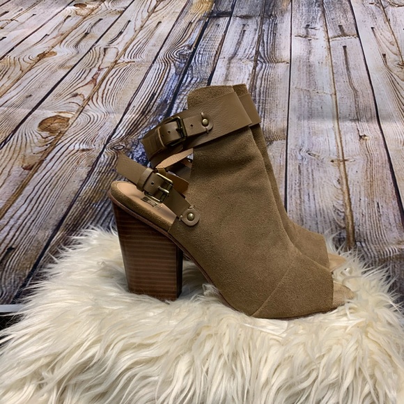 Joes: peep toe booties - Picture 2 of 3